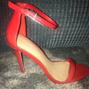 Red Aldo Open Toe 👠